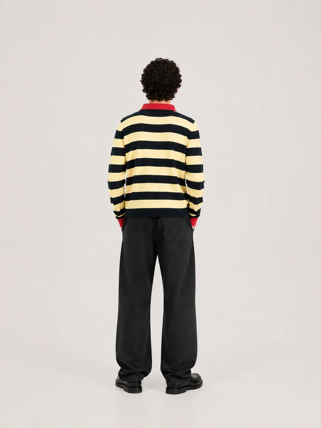 Polo Rayas tricolor Hombre foto de espalda