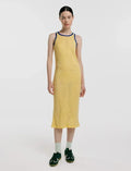 Vestido Midi Amarillo de frente