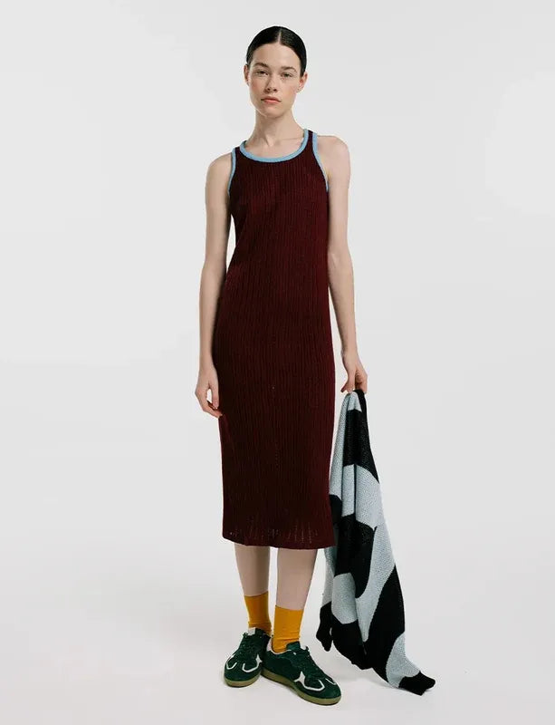 Vestido Midi Vino de frente